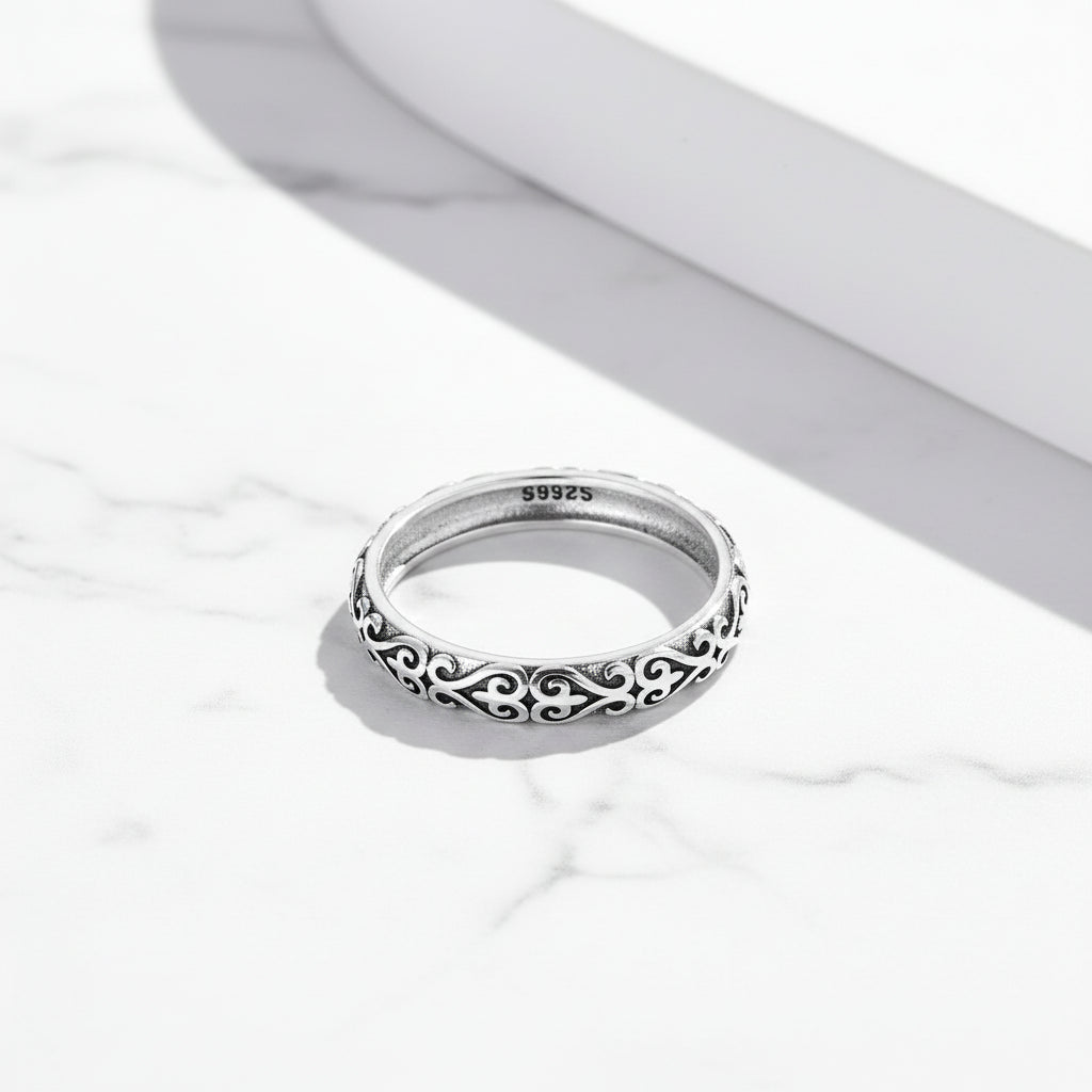 Vintage Embossed Vine Pattern Band Ring for Women, Stackable Engraved Iris Ring