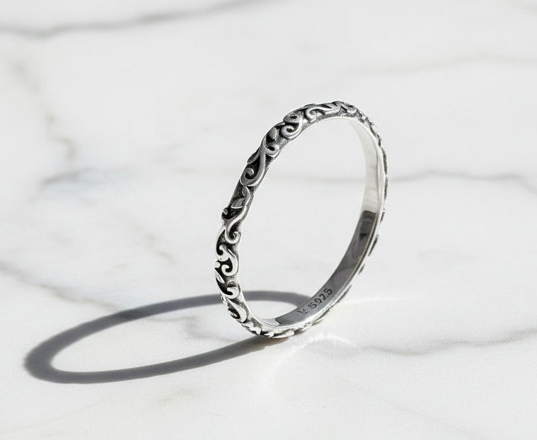 Simple Rings For Women. Sterling Silver 925 With Zircon