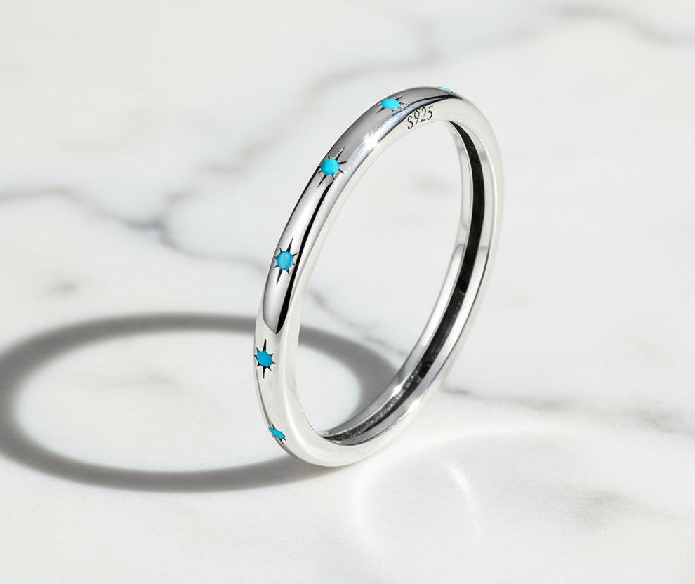 Simple Rings For Women. Sterling Silver 925 With Zircon