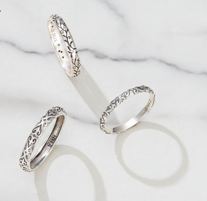 Vintage Embossed Vine Pattern Band Ring for Women, Stackable Engraved Iris Ring