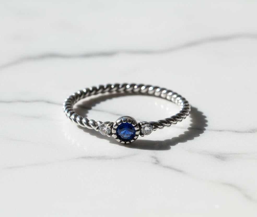 Simple Rings For Women. Sterling Silver 925 With Zircon